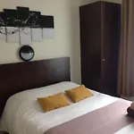 Hotel De La Paix 3*