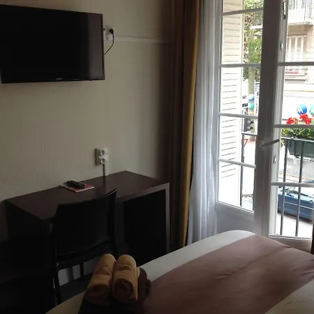 فندق De La Paix 3*