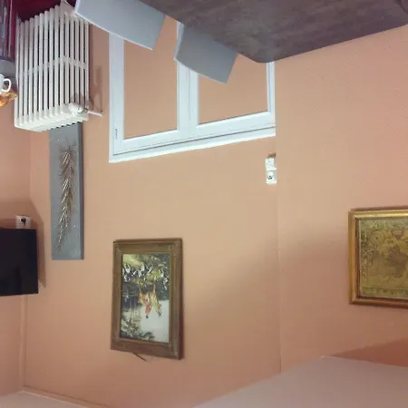 فندق De La Paix كان