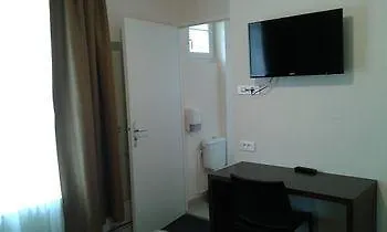 De La Paix Hotel