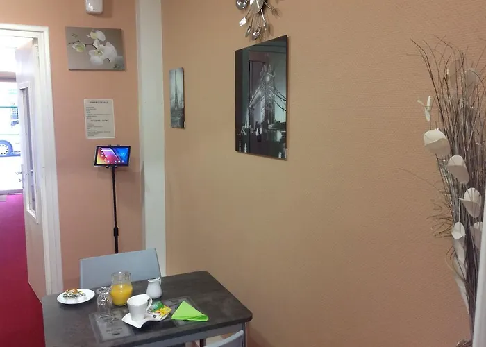 De La Paix Szálloda Caen