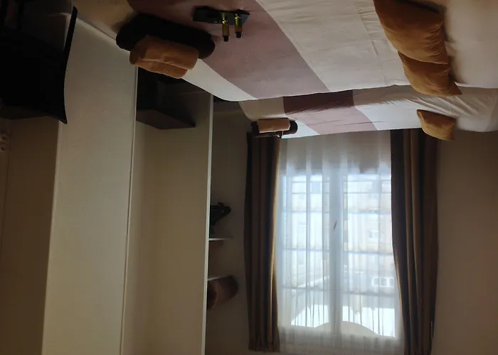 De La Paix Szálloda Caen