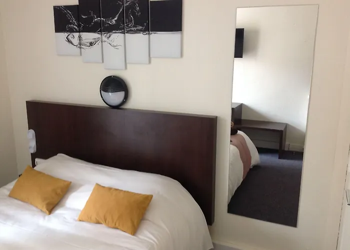 Hotel De La Paix Caen