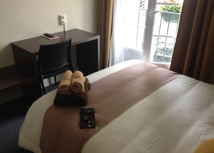 Szálloda De La Paix Caen