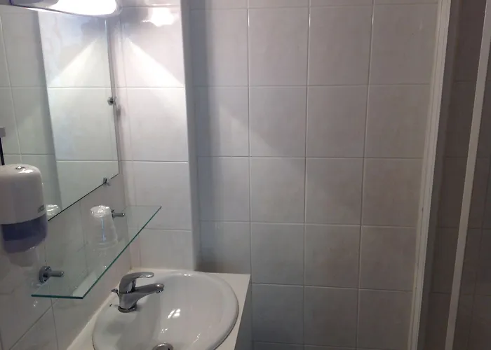 Szálloda De La Paix 3*