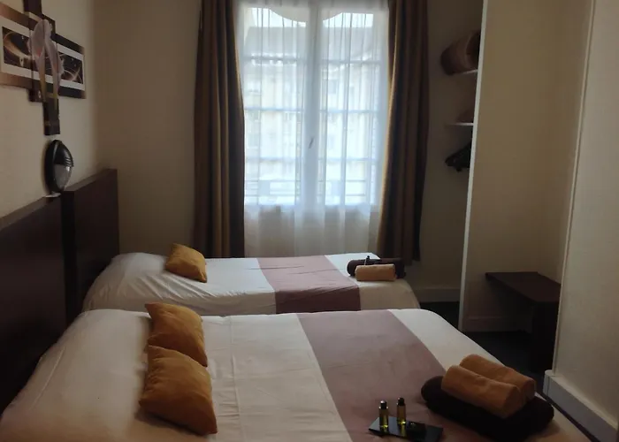 De La Paix Szálloda Caen